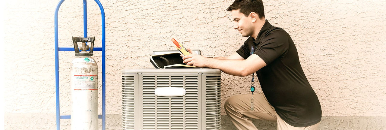 Our multi-point air conditioning tune-up service will help your A/C unit run for years! Call Rümi today for HVAC services in Calgary, Edmonton and Lethbridge.