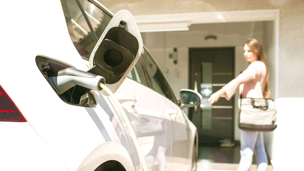Get an electric vehicle charging station in Calgary, Edmonton & Lethbridge with Rümi. Our EV charging station installation pros will even handle the permits!