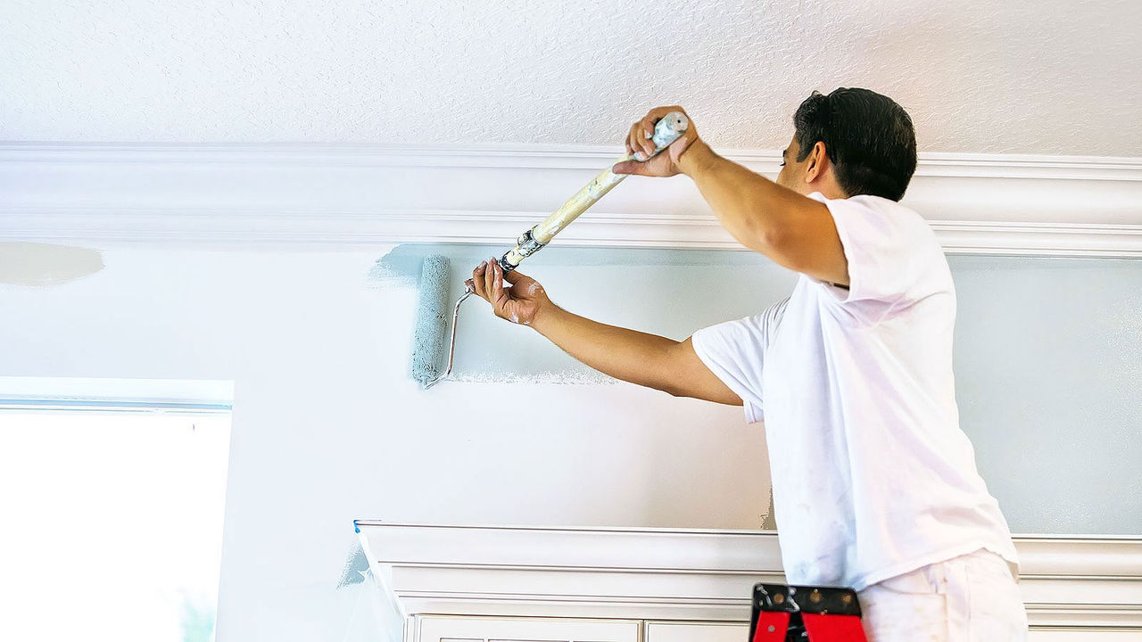 Rümi offers interior painting in Edmonton! Our experts are experienced and effective interior painters. Refresh a room and increase the value of your property.