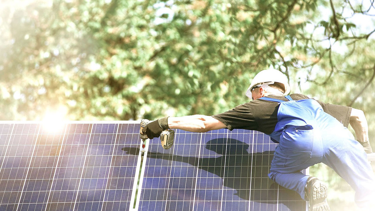 Thinking about going green or off grid? Consider switching to solar energy for your Alberta home or business. Rümi can help source and install solar panels.